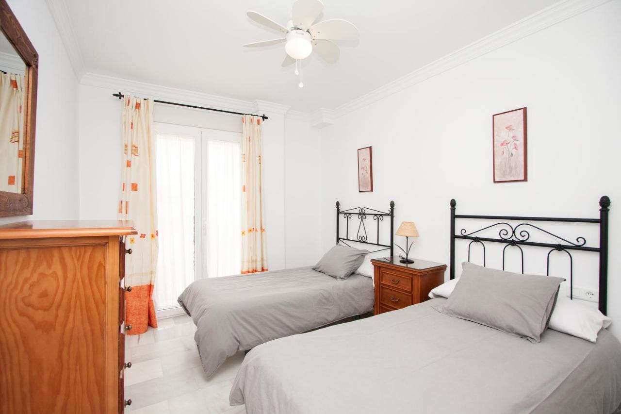 네르하 Residencial Aljamar 아파트 외부 사진