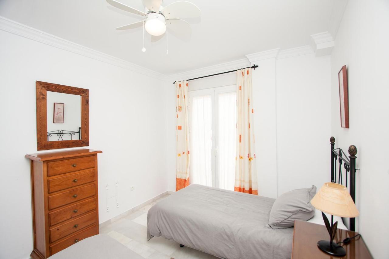 네르하 Residencial Aljamar 아파트 외부 사진